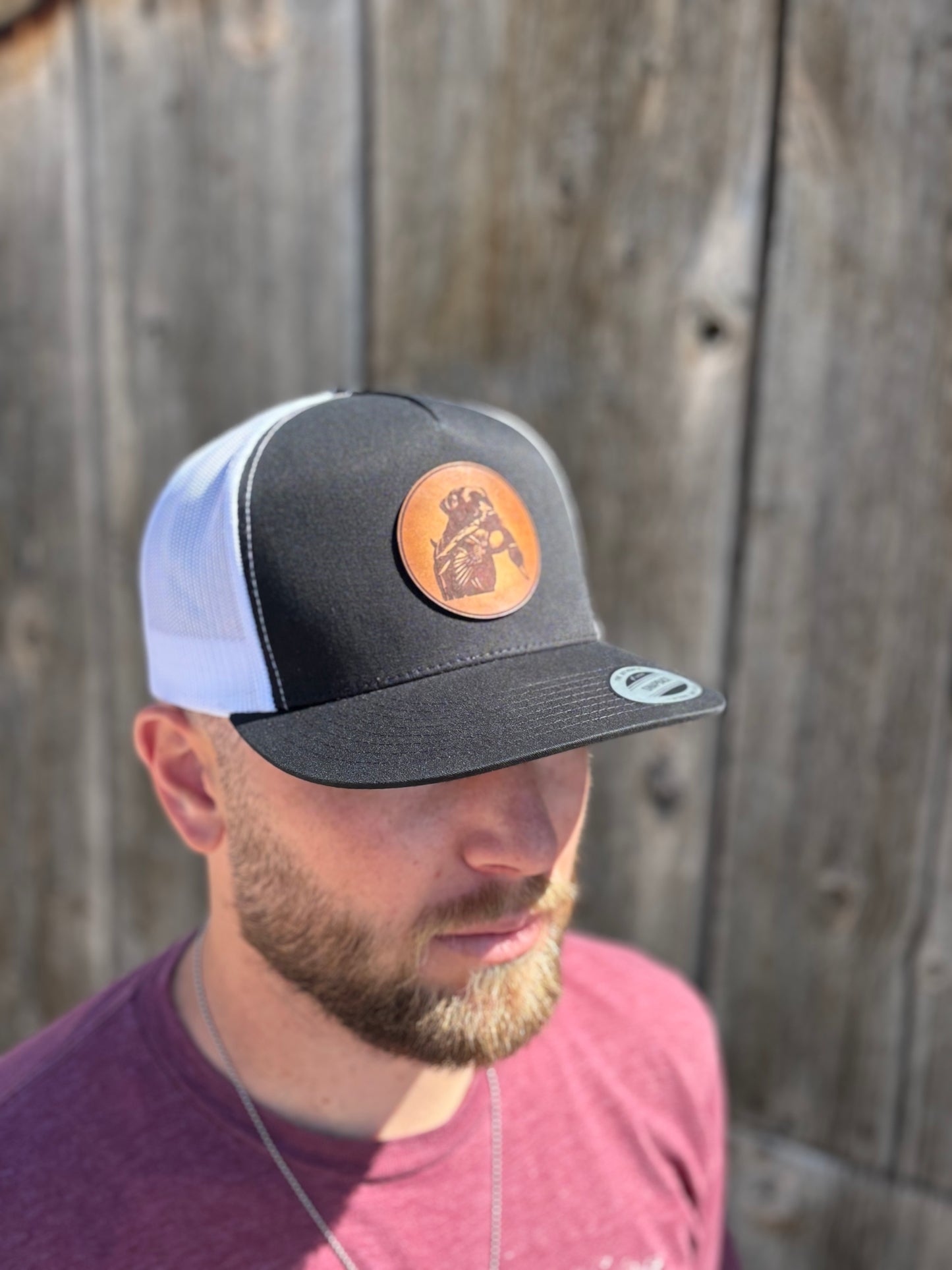Hunting Dog Trucker Hat – Rugged Style for Duck Hunting Enthusiasts
